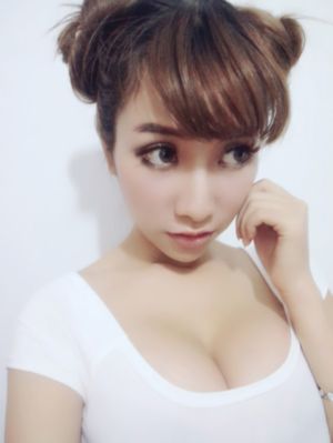 善良的女秘书在线播放_BD高清迅雷在线观看